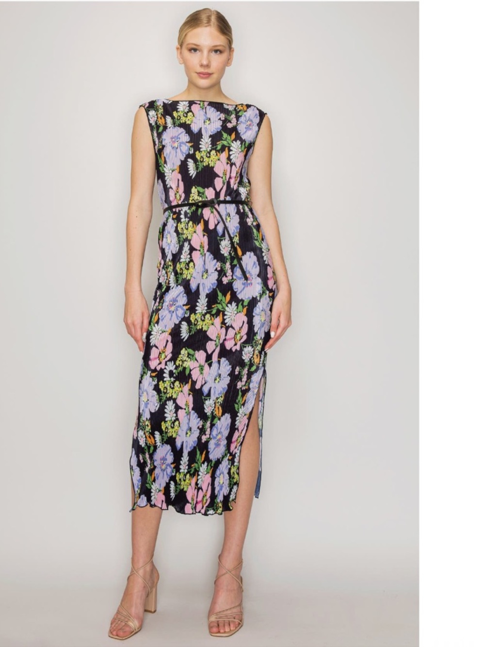 MELLODAY Floral Plissé Midi
Dress